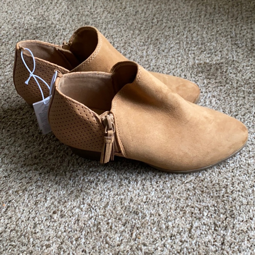 NWT Tan Ankle Boots